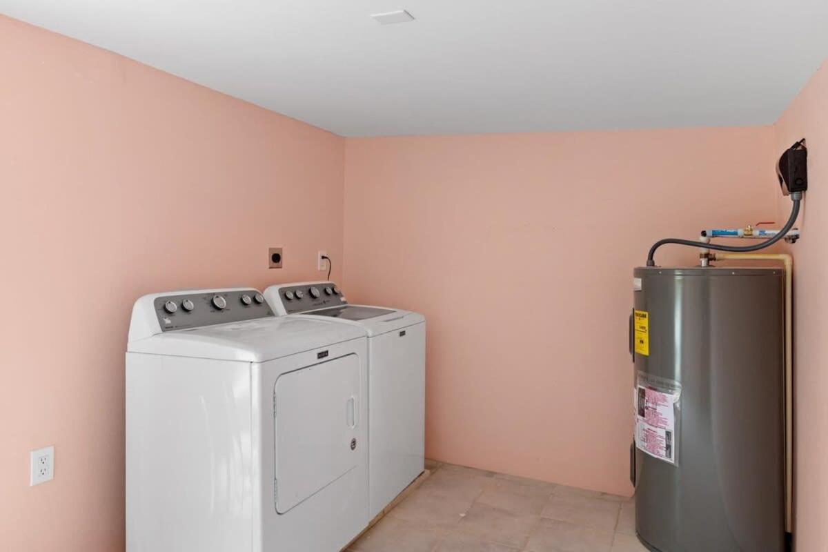 Charming Suite With Balcony And Bikes In Historic Sandpiper Inn Sanibel Eksteriør billede